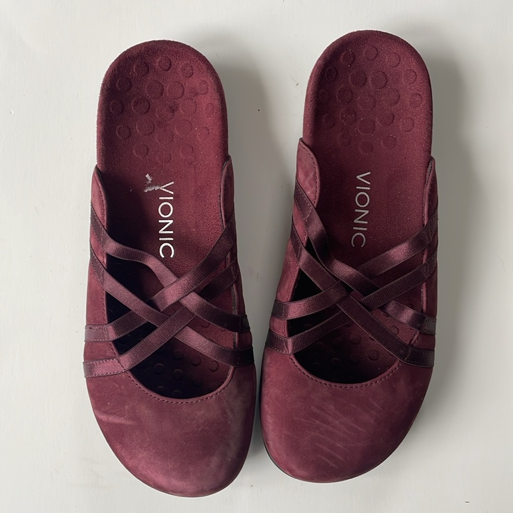 Vionic Rest Claire Suede Slip On Orthaheel Mule Clog Shoe 9 Maroon - Picture 2 of 8